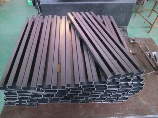 OEM China Manufactured Iron Steel Bracket